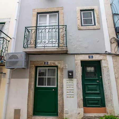 Cosy Retreat In Madragoa -Lisbon Apartment Exterior photo